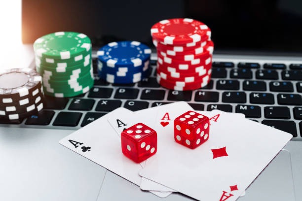 pakjp VIP Club exclusive live-dealer tables on mobile screen